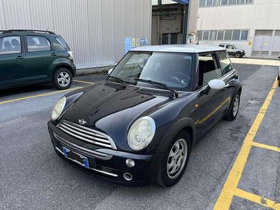 Usata Mini Cooper 116 CV (85 kW) 2005 Nero Utilitaria