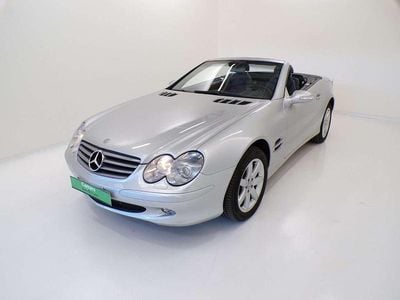 Usata Mercedes SL500 306 CV (225 kW) 2002 Argento metallizzato Cabrio