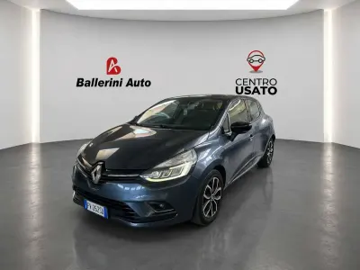 Usata Renault Clio IV Zen 90 CV (66 kW) 2019 Grigio Berlina