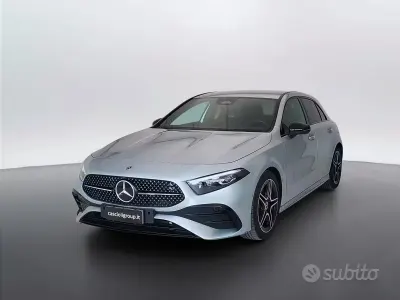 Usata Mercedes A180 AMG 116 CV (85 kW) 2025 Grigio Berlina