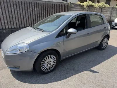 Occasion Fiat Punto Classica 69 ch (50 kW) 2008 Bleue Citadine