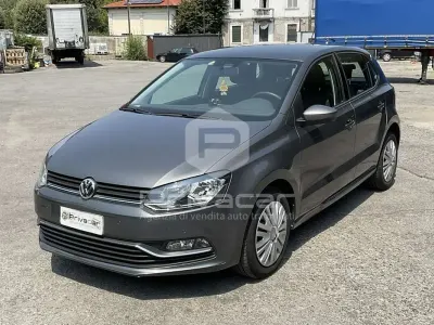 Usata VW Polo Comfortline 75 CV (55 kW) 2017 Grigio Utilitaria
