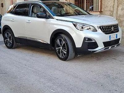 Usata 2018 Peugeot 3008 SUV | 16.000 € (Cara)