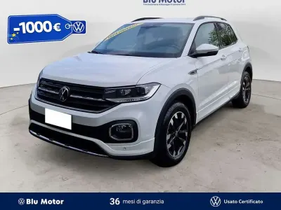 Usata VW T-Cross R-line 116 CV (85 kW) 2023 Pure white SUV