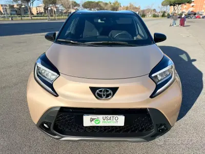 Gebraucht Toyota Aygo X Lounge 72 PS (52 kW) 2023 Gelb SUV