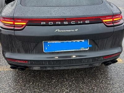 Usata Porsche Panamera 2018 Grigio Berlina