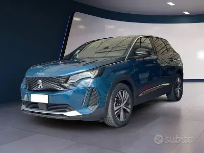 Usata Peugeot 3008 Allure 131 CV (96 kW) 2023 Blu/azzurro SUV