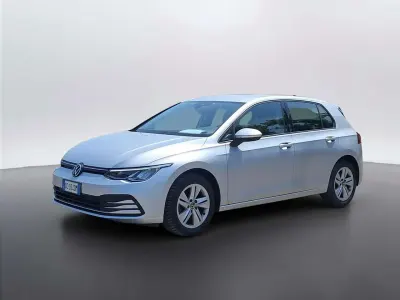 Usata VW Golf VII Life 150 CV (110 kW) 2020 266 grigio acciaio Berlina