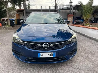 Usata Opel Astra Business 122 CV (89 kW) 2021 Blu/azzurro Berlina