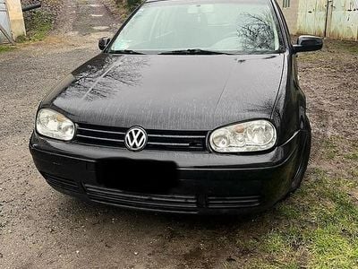 Usata VW Golf IV 130 CV (95 kW) 2003 Berlina