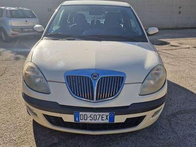 Usata Lancia Ypsilon 69 CV (50 kW) 2006 Utilitaria