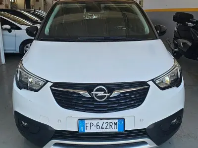 Usata Opel Crossland X 110 CV (80 kW) 2018 Bianco SUV