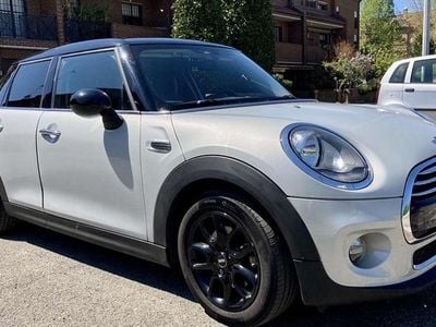 Usata Mini Cooper D 116 CV (85 kW) 2016 Grigio Utilitaria