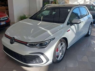 Usata VW Golf VIII GTI 245 CV (180 kW) 2024 Pure white Berlina