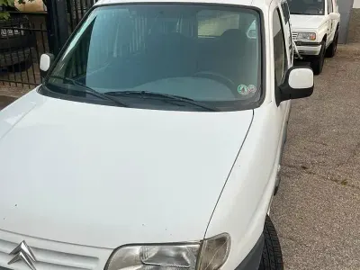 Usata Citroën Berlingo 90 CV (66 kW) 2002 Bianco Monovolume