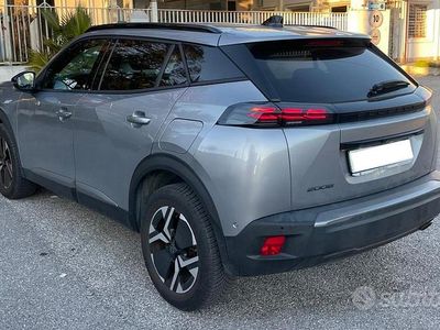 Usata Peugeot 2008 Allure 101 CV (74 kW) 2023 SUV
