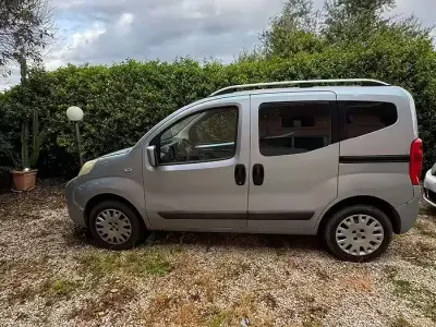 Käytetty Fiat Qubo Trekking 77 HP (56 kW) 2010 Tila-auto