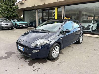 Usata Fiat Punto Lounge 77 CV (56 kW) 2016 Blu/azzurro Utilitaria