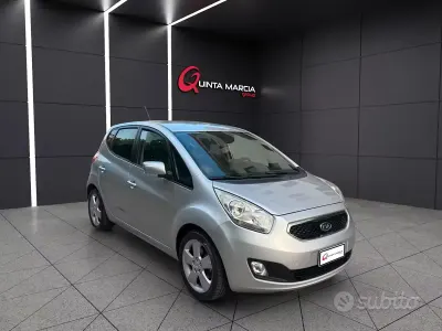 Usata Kia Venga 116 CV (85 kW) 2012 Grigio Utilitaria