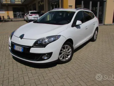 Usata Renault Mégane GrandTour 109 CV (80 kW) 2013 Bianco Station wagon