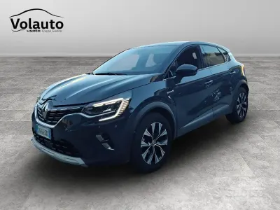 Usata Renault Captur Techno 143 CV (105 kW) 2023 Blu SUV