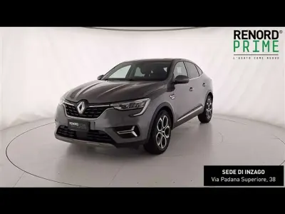 Usata Renault Arkana Intens 145 CV (106 kW) 2022 Grigio scuro SUV