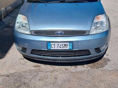 Usata Ford Fiesta 68 CV (50 kW) 2005 Utilitaria