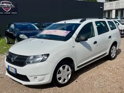 Usata Dacia Logan MCV 75 CV (55 kW) 2015 Bianco Station wagon