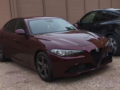 Usata Alfa Romeo Giulia 150 CV (110 kW) 2018 Berlina