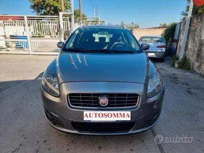 Begagnad Fiat Croma Active 120 HK (88 kW) 2010 Grå Kombi