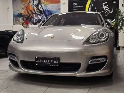 Usata Porsche Panamera Turbo 500 CV (367 kW) 2009 Argento gt Utilitaria
