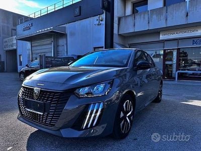 Usata Peugeot 208 Active 75 CV (55 kW) 2024 Grigio Utilitaria