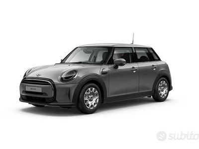 Usata Mini ONE Essential 75 CV (55 kW) 2022 Blu Utilitaria