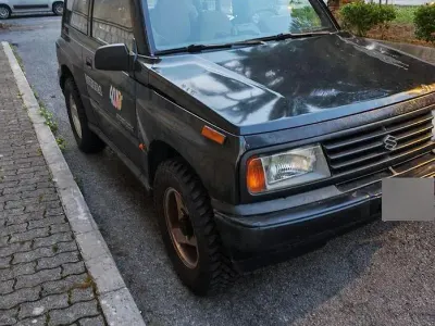 Usata Suzuki Vitara 75 CV (55 kW) 1993 Nero SUV