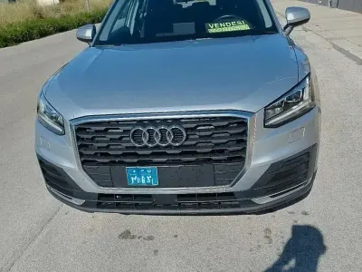 Usata Audi Q2 116 CV (85 kW) 2017 Grigio SUV