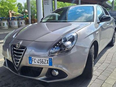 Usata Alfa Romeo Giulietta Exclusive 120 CV (88 kW) 2016 Grigio Utilitaria