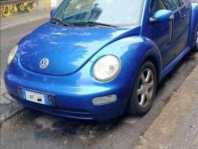 Usata VW New Beetle 101 CV (74 kW) 2003 Blu/azzurro Utilitaria