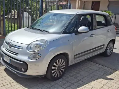 Usata Fiat 500L Lounge 85 CV (62 kW) 2016 Argento Monovolume