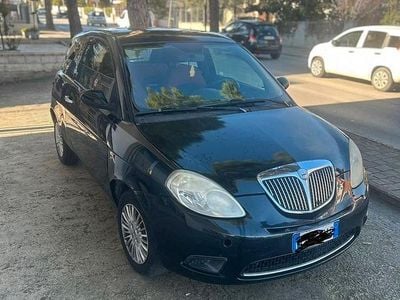 Usata Lancia Ypsilon 60 CV (44 kW) 2007 Nero Utilitaria