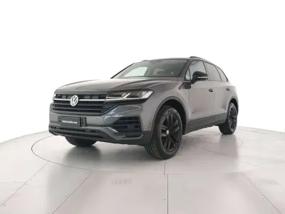 Usata VW Touareg Style 231 CV (169 kW) 2019 Grigio SUV
