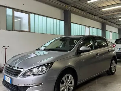 Usata Peugeot 308 Business-Line 120 CV (88 kW) 2016 Grigio Berlina