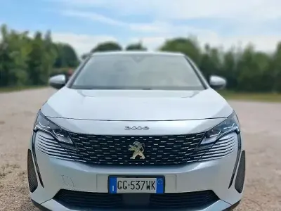 Usata Peugeot 3008 131 CV (96 kW) 2021 Bianco SUV