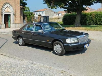 Usata Mercedes S420 SE 218 CV (160 kW) 1988 Grigio Berlina