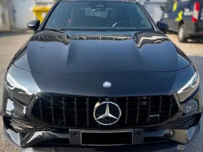 Begagnad Mercedes A35 AMG AMG Line Premium Plus 306 HK (225 kW) 2023 Svart Sedan