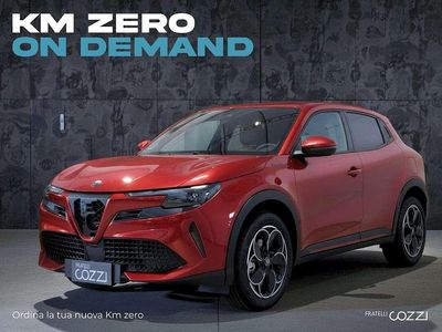 Nuova Alfa Romeo Junior Edizione Speciale 145 CV (106 kW) 2025 Rosso SUV