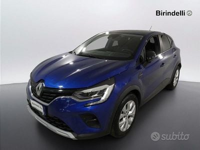 Usata Renault Captur Business 101 CV (74 kW) 2021 Blu SUV