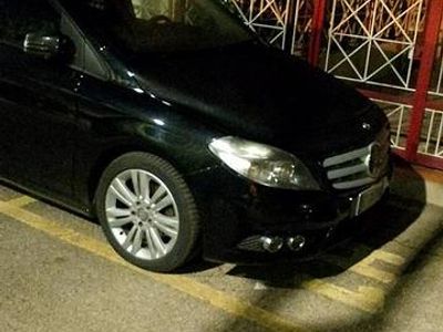Usata Mercedes A200 Premium 136 CV (100 kW) 2014 Nero Berlina