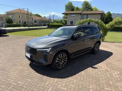 Usata Volvo XC90 Ultra 455 CV (334 kW) 2025 Grigio SUV