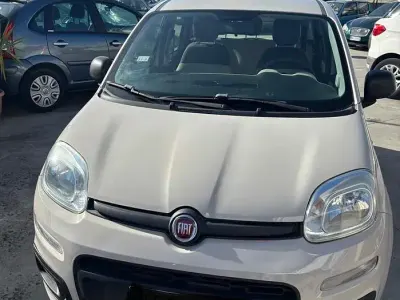 Usata Fiat Panda Lounge 69 CV (50 kW) 2016 Beige Utilitaria