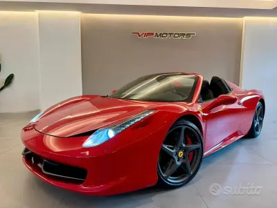 Usata Ferrari 458 566 CV (416 kW) 2012 Rosso Cabrio